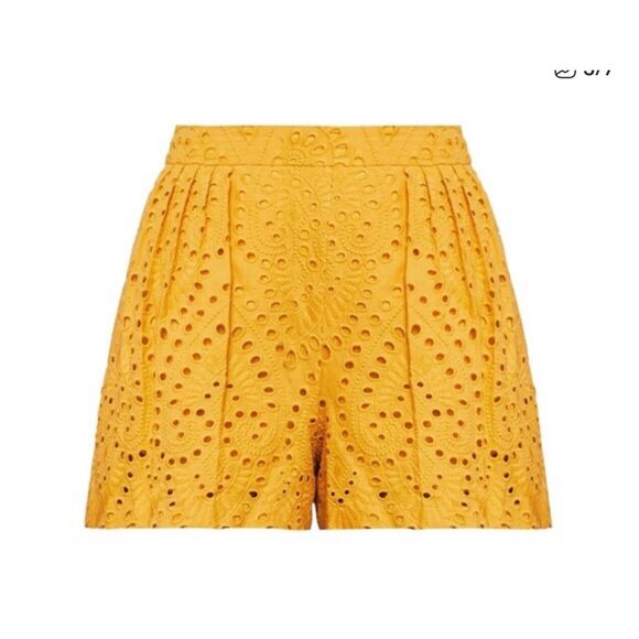 BCBG Maxazaria Yellow Eyelet Embroidery Pleated Front Dress Shorts Size Small - Picture 2 of 8